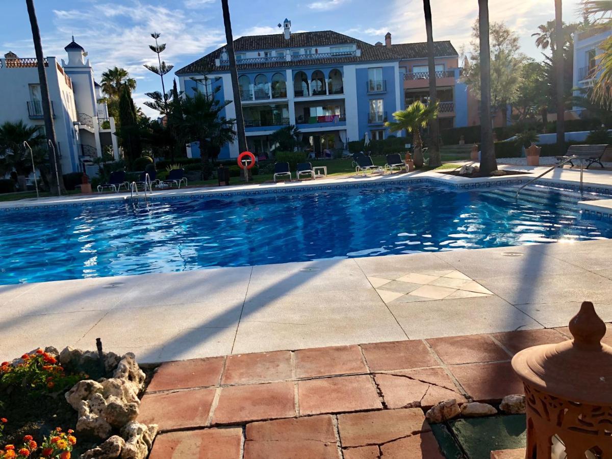 Ferienwohnung La Perla De La Bahia, Urbanizacion Gran Lujo Bahia de Casares Exterior foto